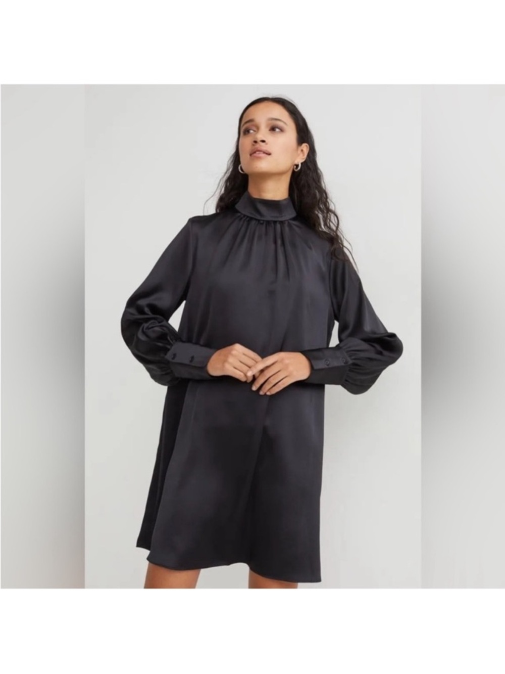 Black satin long sleeve knee length dress flowy - Picture 11 of 11